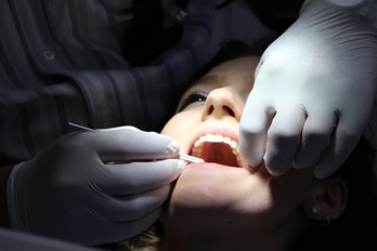 Studiu-de-Caz-Preturi-Tratament-Dentar-Mexic-vs-Romania.jpg